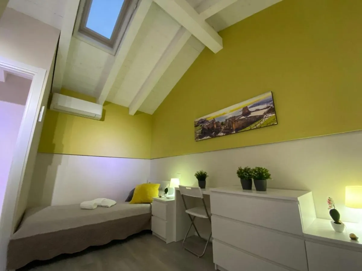 Bed & Breakfast Bnb Archimede Catania Italy
